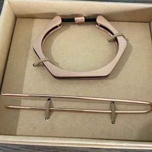 Jen atkin x Chloe+Isabel hair accessory/bangle